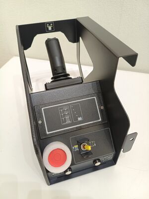 JLG 1532R 1932R Kit de joystick pour boîtier de commande supérieur de nacelle à ciseaux – 1001215013